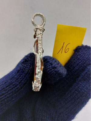 Pendentif fils de cuivre avec pierre naturelle mokaïte article no 16 côté